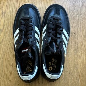 EUC Leather Adidas Sambas Size 5.5